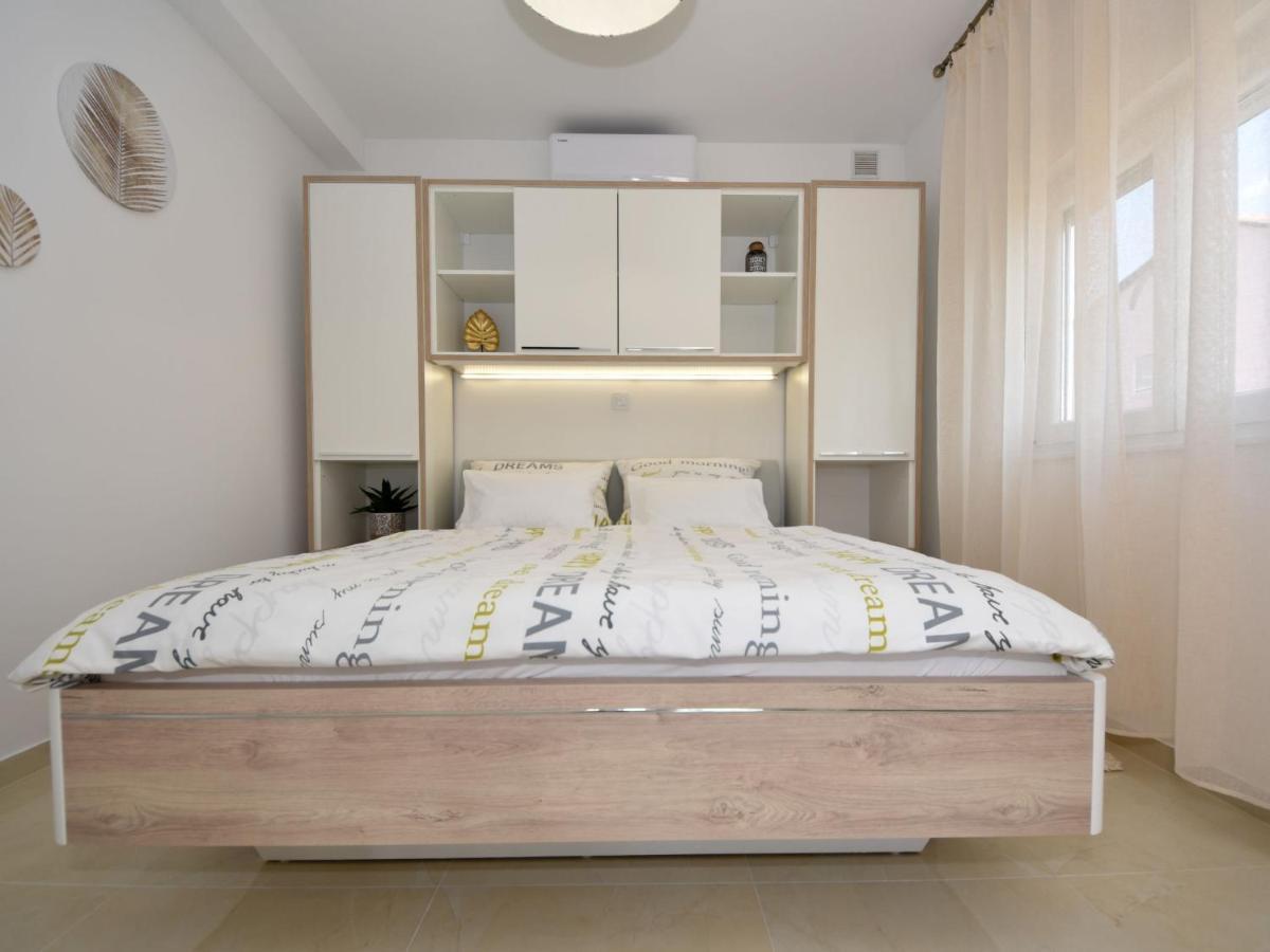 Apartment Matanovi Dvori-1 By Interhome Vir Ngoại thất bức ảnh